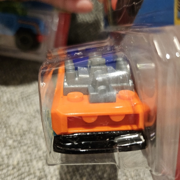 Hot Wheels Brick Rides Car Bundle - Picture 8 of 10